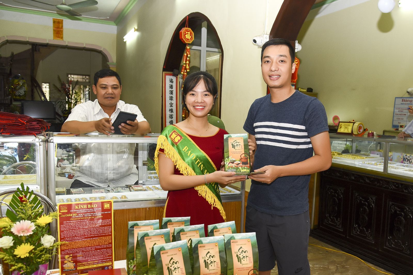 Lễ công bố điểm bán VRTL 